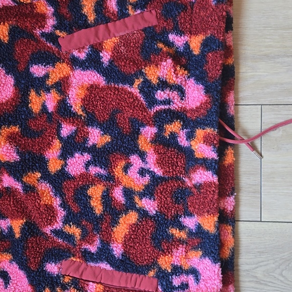 NWOT SAGE Collective Women's Red Faux Shearling Pullover Quarter Zip Sz L - Picture 4 of 9